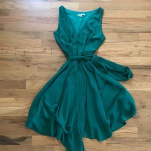 BB Dakota green crepe wrap dress